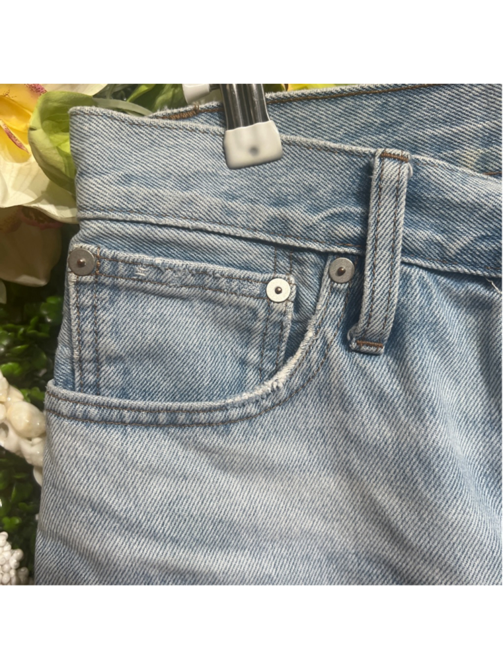 Women's Madewell Light Blue Relaxed Denim Shorts Size 23 High Waisted - Picture 4 of 11